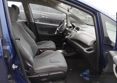 2013 Honda Fit from USA, damaged, VIN JHMGE8H32DC039723